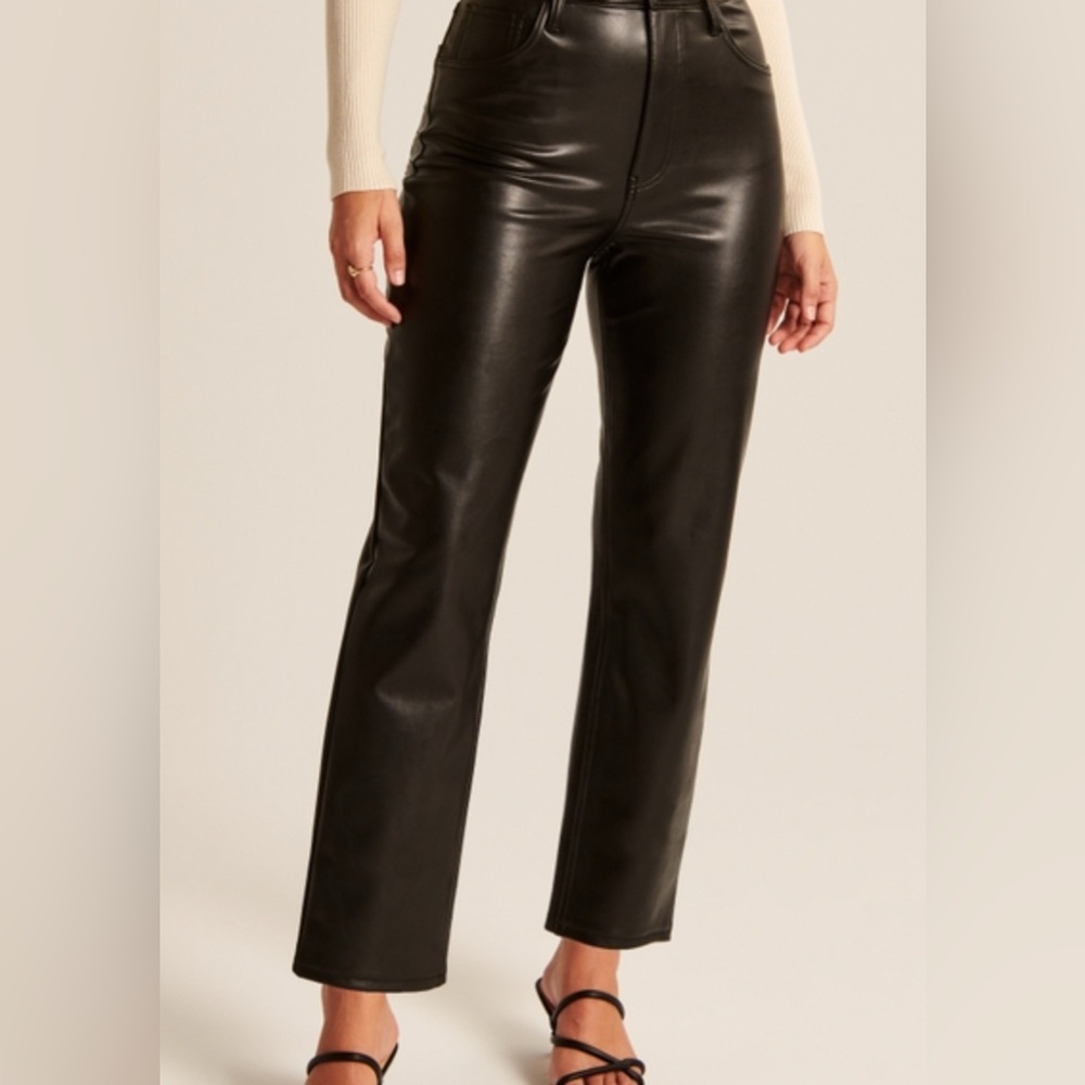 Abercrombie Curve Love Vegan Leather Ankle Straight Pant